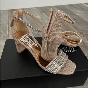 Badgley Mischka Women's Gold Heeled Sandals